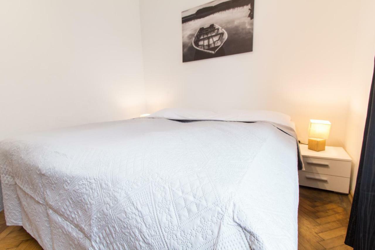 Apartment Veitingergasse Виена Екстериор снимка