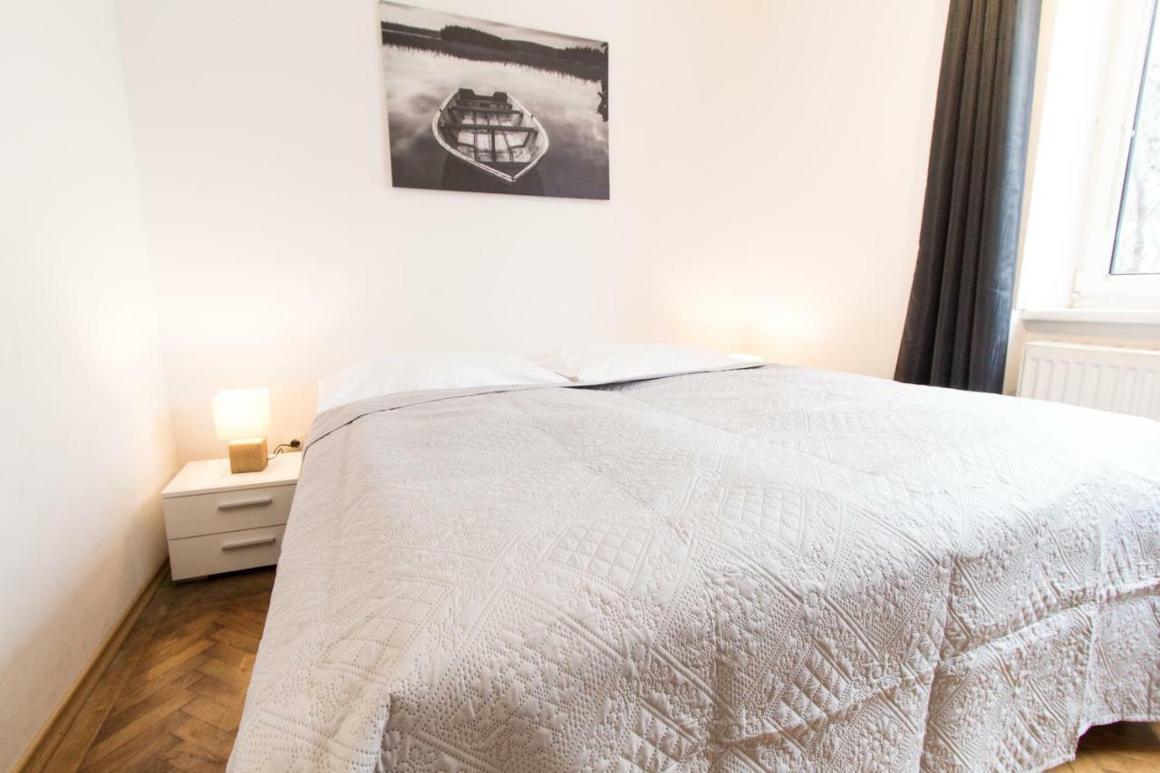 Apartment Veitingergasse Виена Екстериор снимка