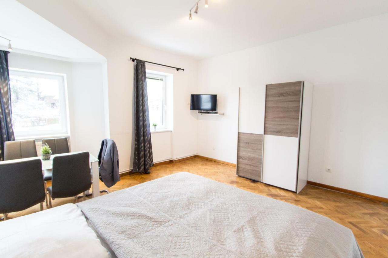 Apartment Veitingergasse Виена Екстериор снимка